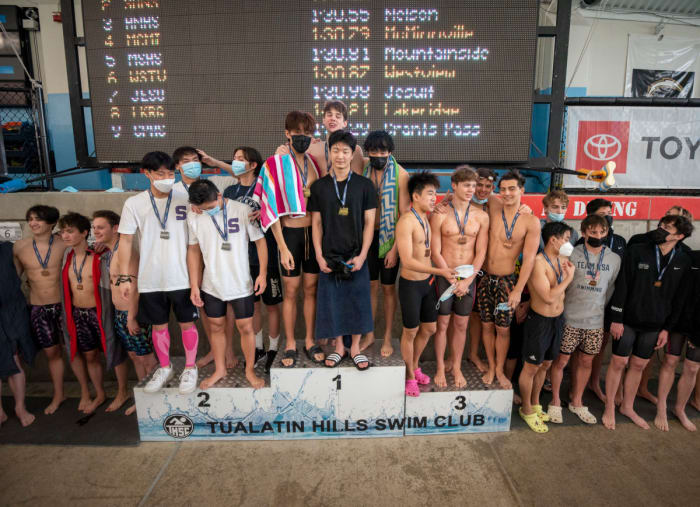 10.boys_200freelay-1